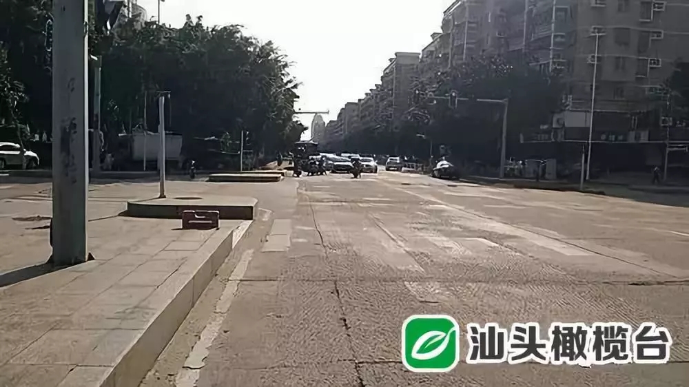 9月22日起海滨路部分路口东西向的中央分隔带封闭